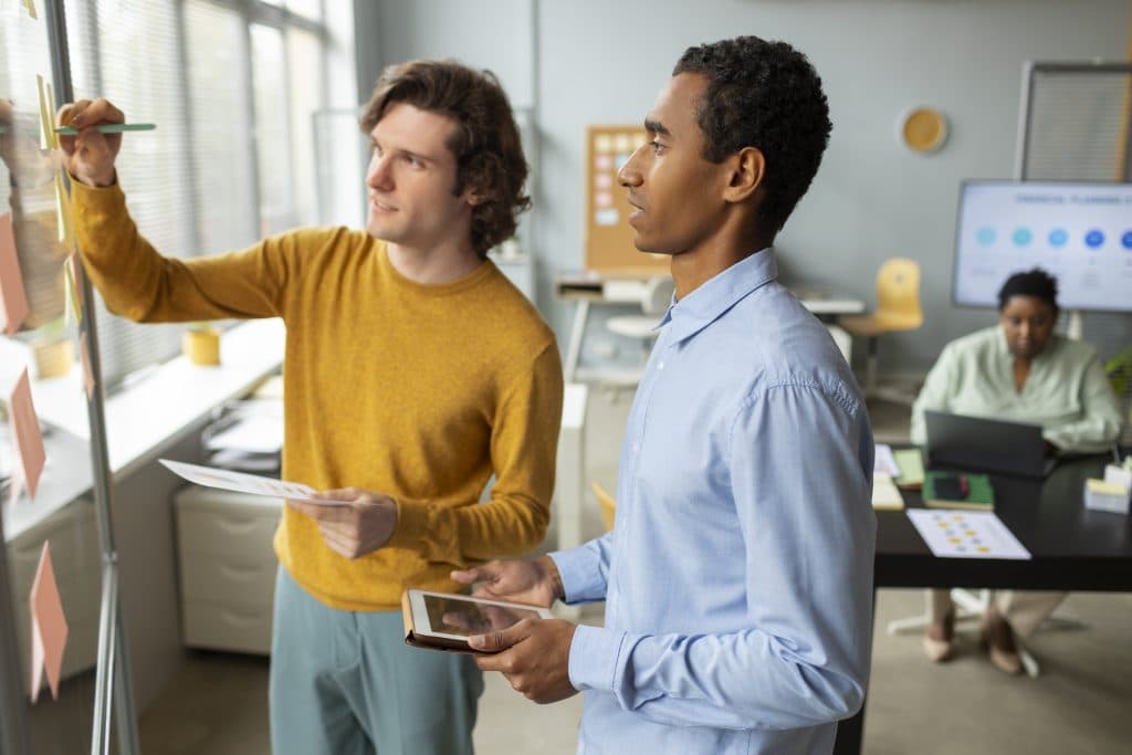 The two facets of employer branding